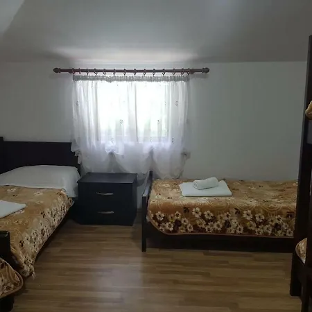 Hotel Bujtina Sofra Dardane *