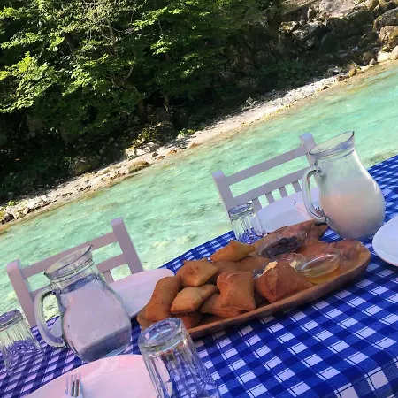 Hotel Bujtina Sofra Dardane *