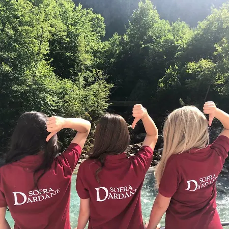 酒店 Bujtina Sofra Dardane